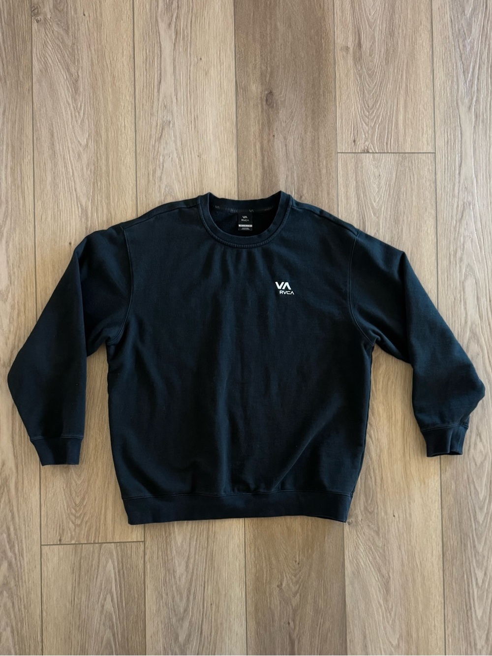 RVCA Men's Black Crewneck Sweatshirt XL